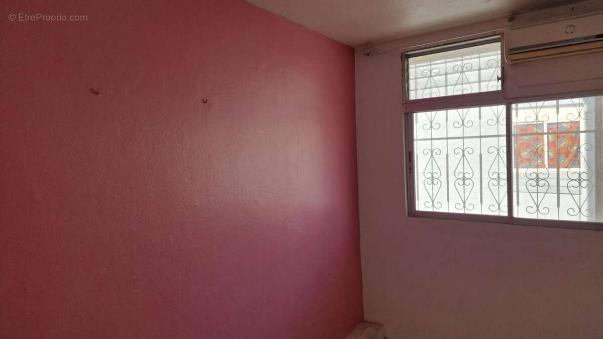 Appartement à POINTE-A-PITRE