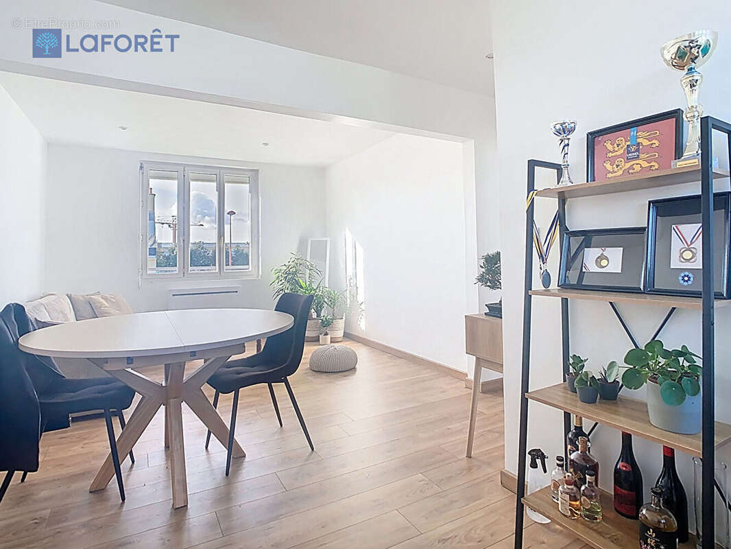 Appartement à LANESTER