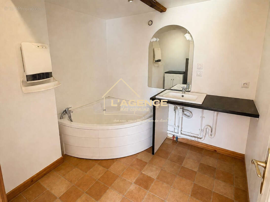 Appartement 97 m² à Saint-Omer  - photo 4