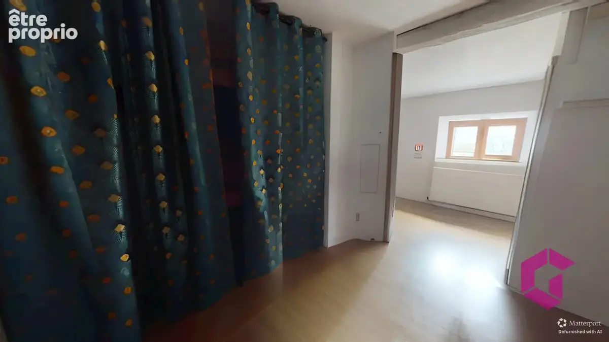 maison de ville de caractère, 170 m2 hab. avec une cour intérieure au bord du Vizézy - photo 5