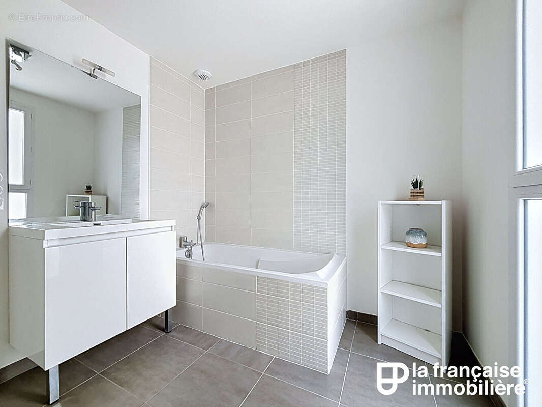 A VENDRE - CHAVAGNE - maison récente 110 m² habitables - photo 10