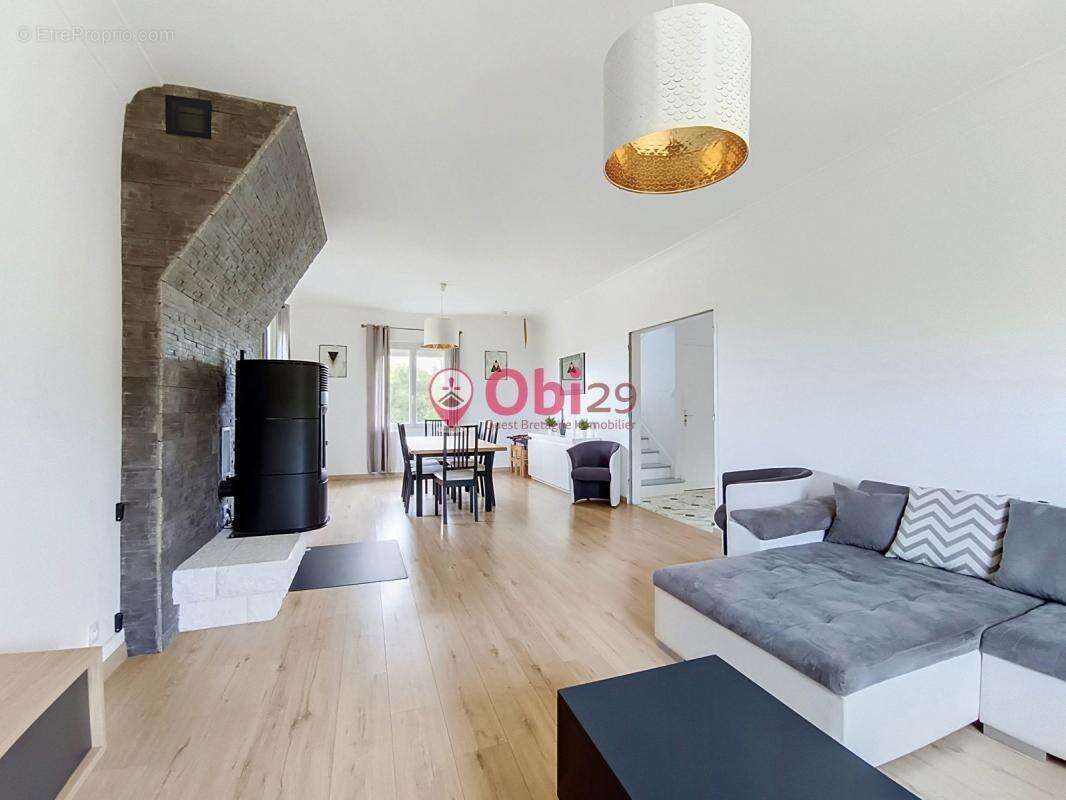 Une belle familiale rénovée avec goût, prête à vous accueillir ! - photo 8