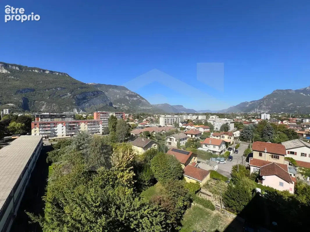 Fontaine, grand t3 avec vue et balcon en dernier etage - photo 6
