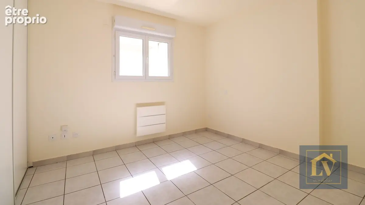 A vendre spacieux T3 avec place de stationnement dans garage - photo 7