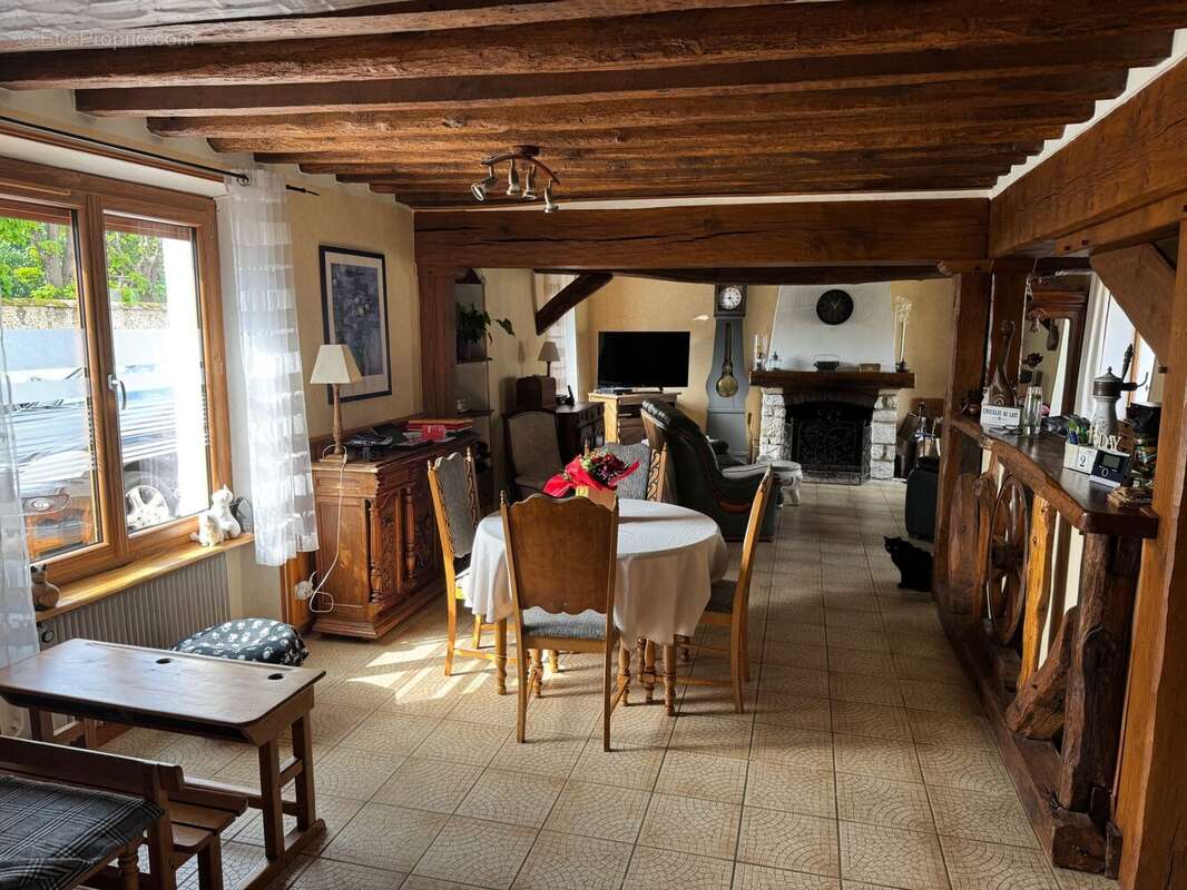 Maison à PACY-SUR-EURE