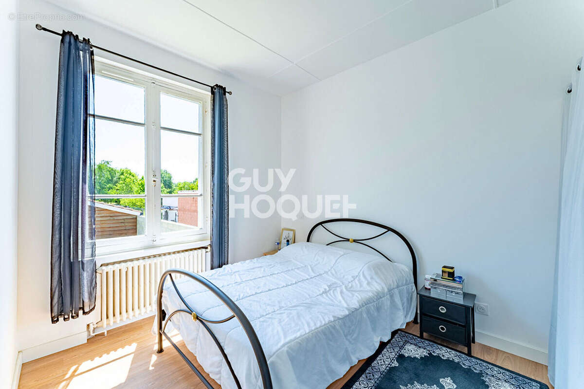 Maison à LABASTIDE-SAINT-PIERRE