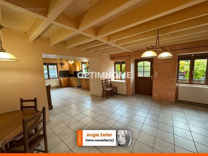 Maison à OPTEVOZ