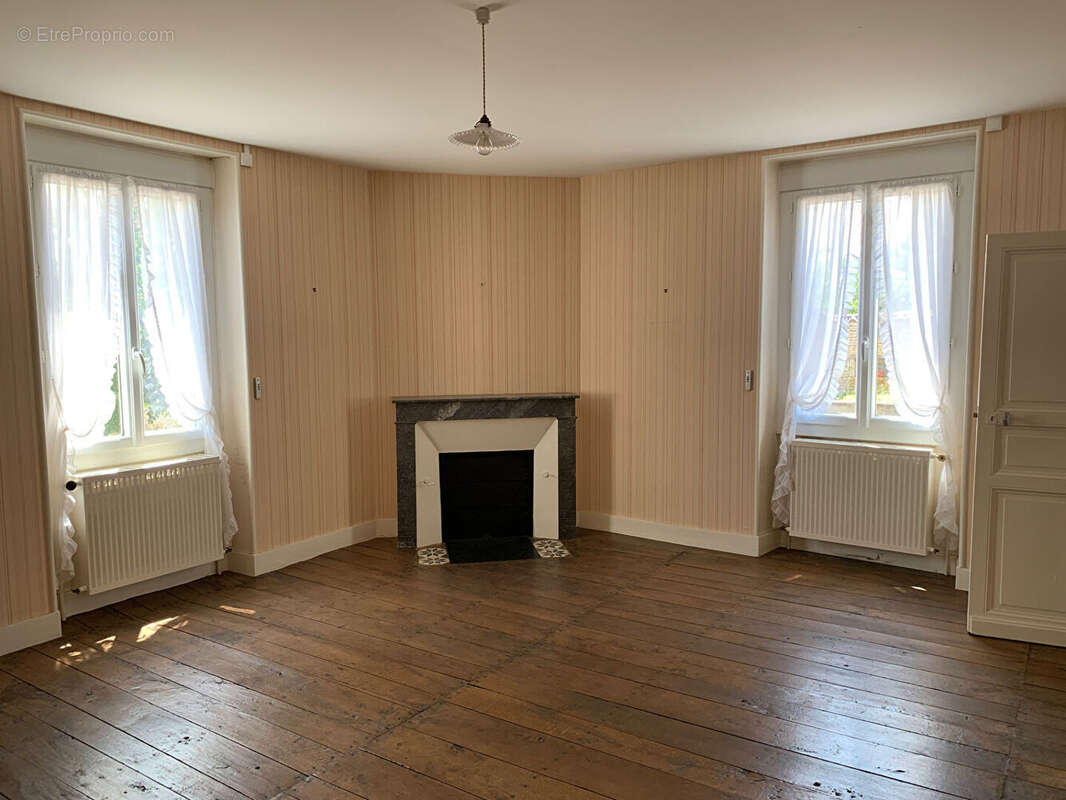 CHARENTE, Proche Verteuil-sur-charente, Maison A Vendre - photo 8
