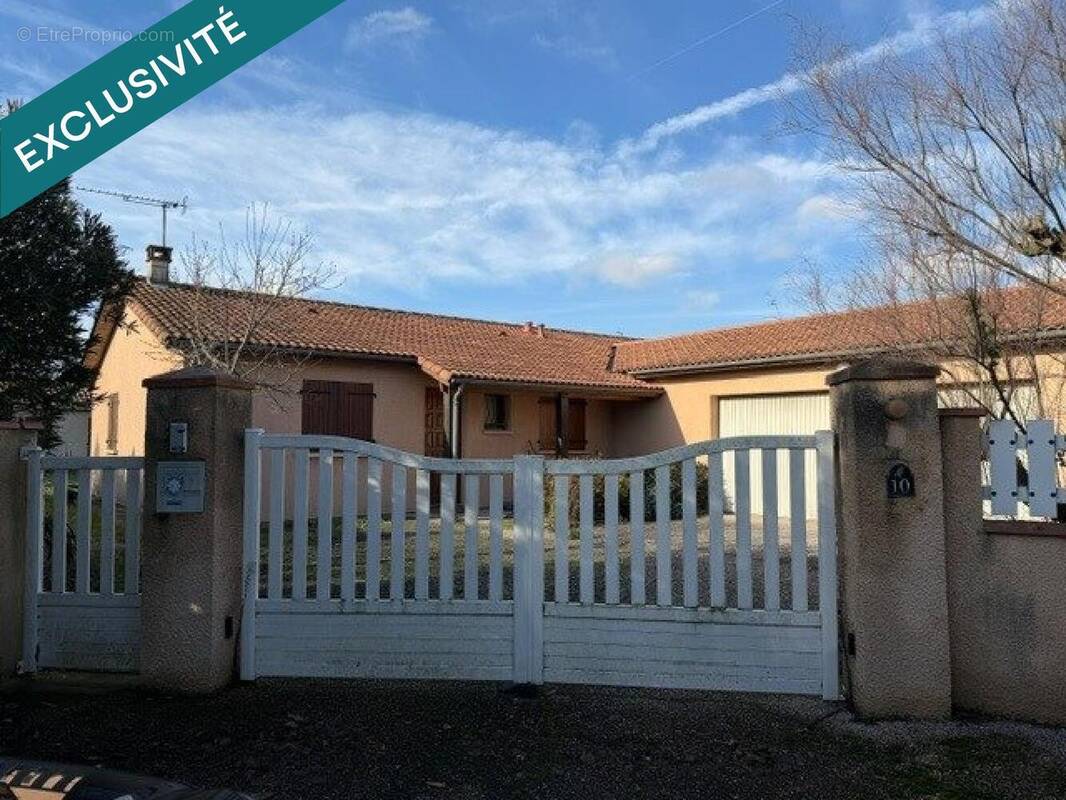 Photo 1 - Maison à AUCAMVILLE