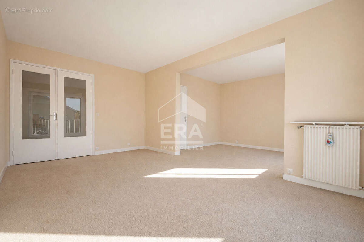 Appartement à ISSY-LES-MOULINEAUX