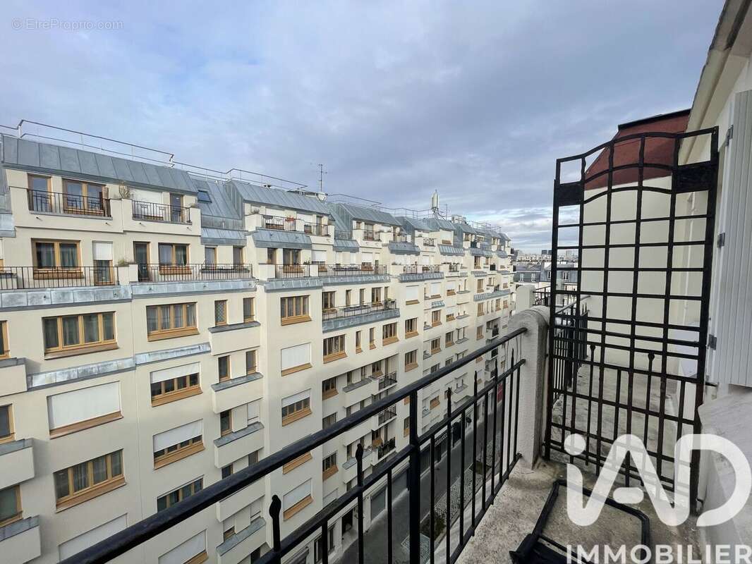 Photo 2 - Appartement à PARIS-12E
