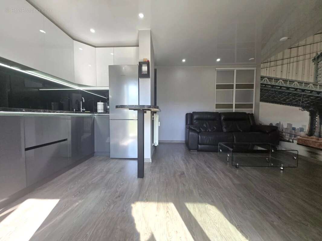 Appartement à LE CANNET
