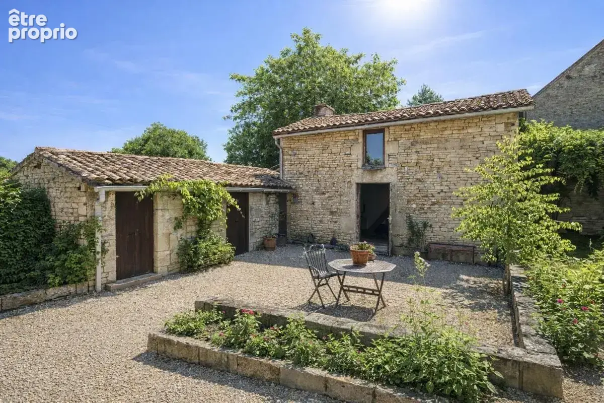 maison type longère en 2 parties avec gite ou autre activité - photo 21