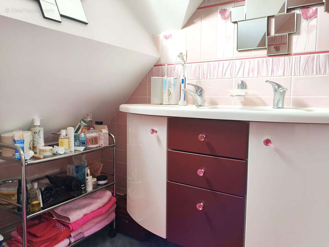 Maison à GRISY-SUISNES