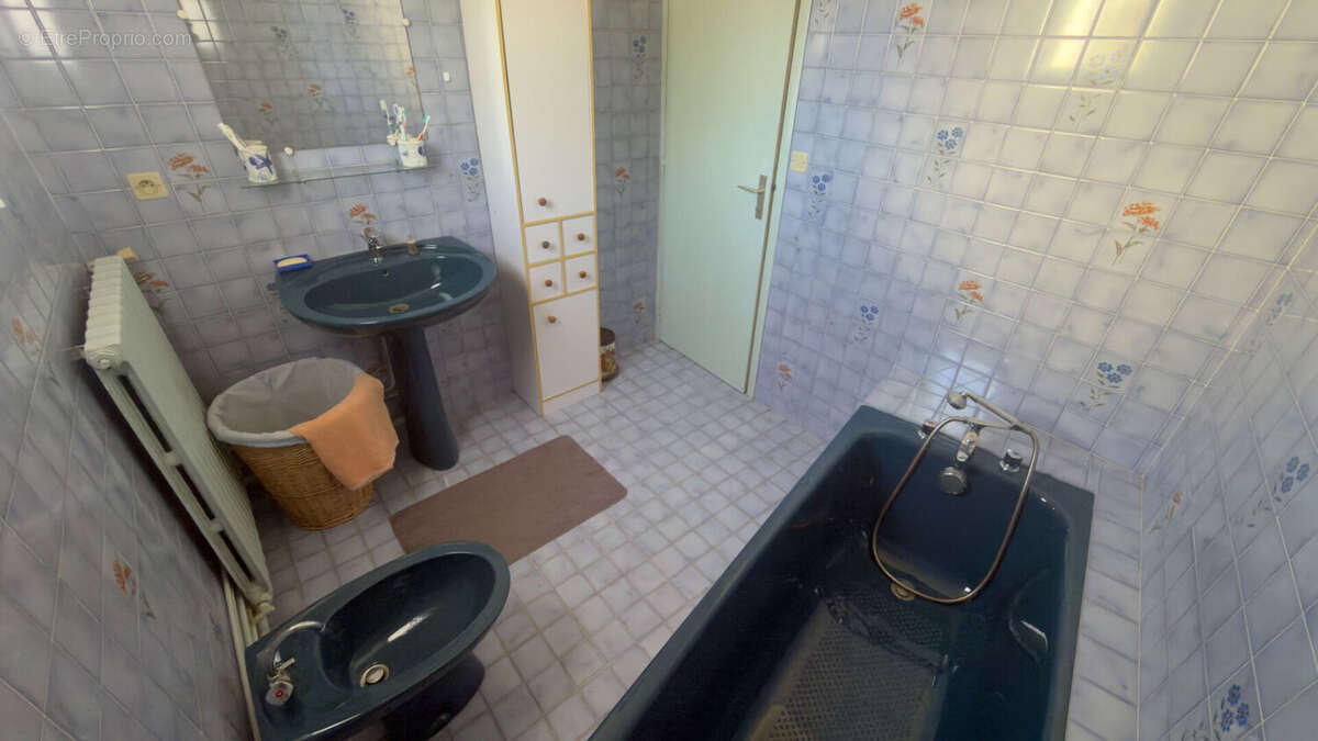 Maison de village à Vert - 114 m² - Terrain de 865 m² - photo 6