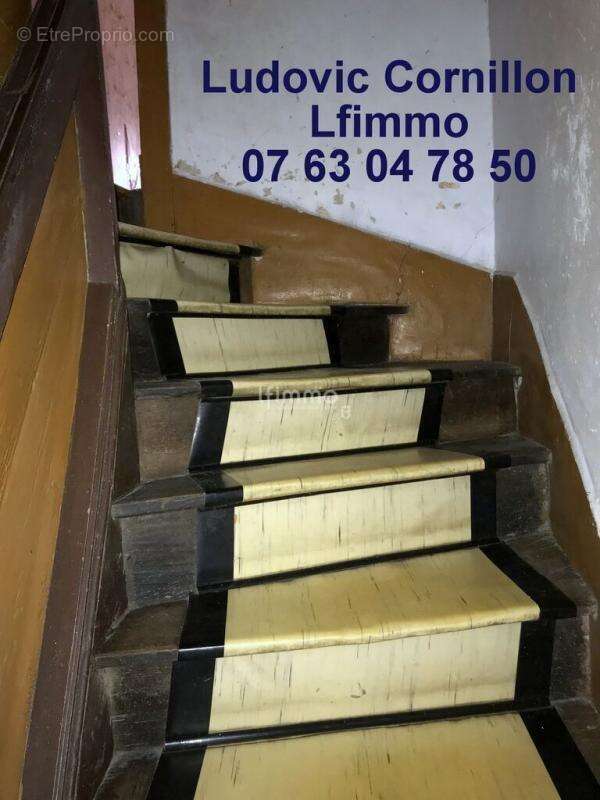 Maison à PIERRE-BUFFIERE