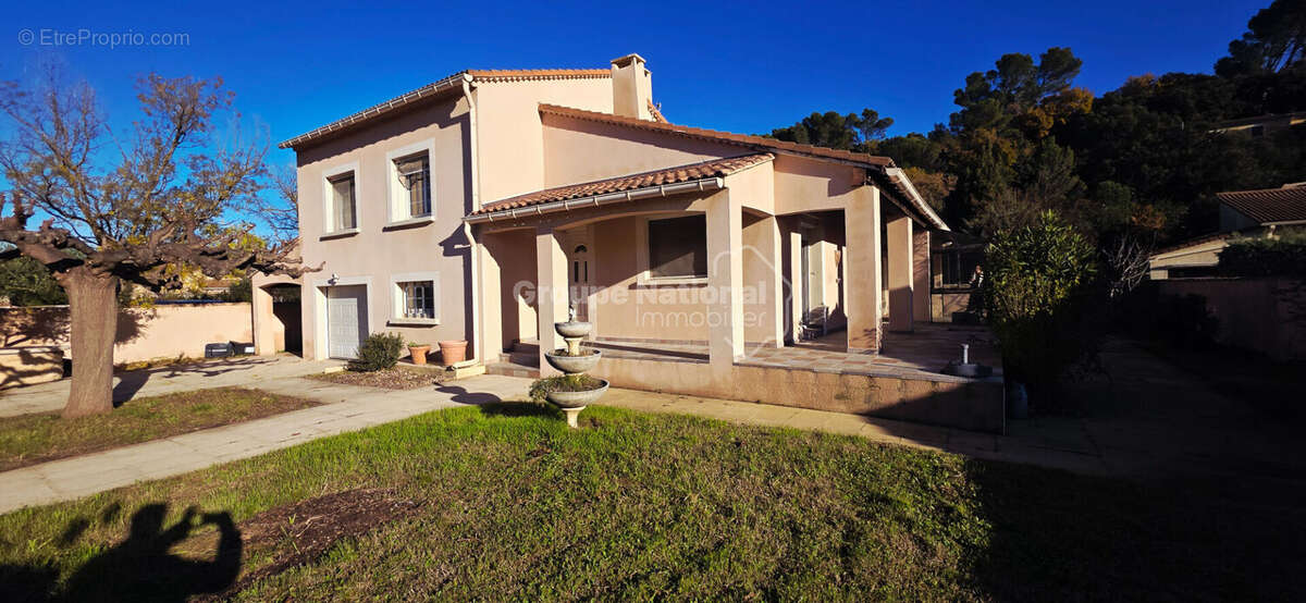 Maison à BAGNOLS-SUR-CEZE