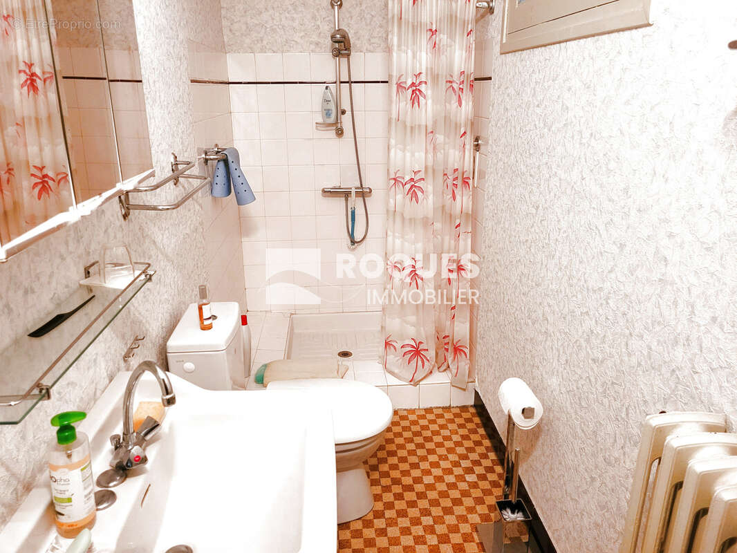 A Vendre, Andabre, sur la commune de Rosis  34610 , maison avec garage, terrasse et cour. - photo 8