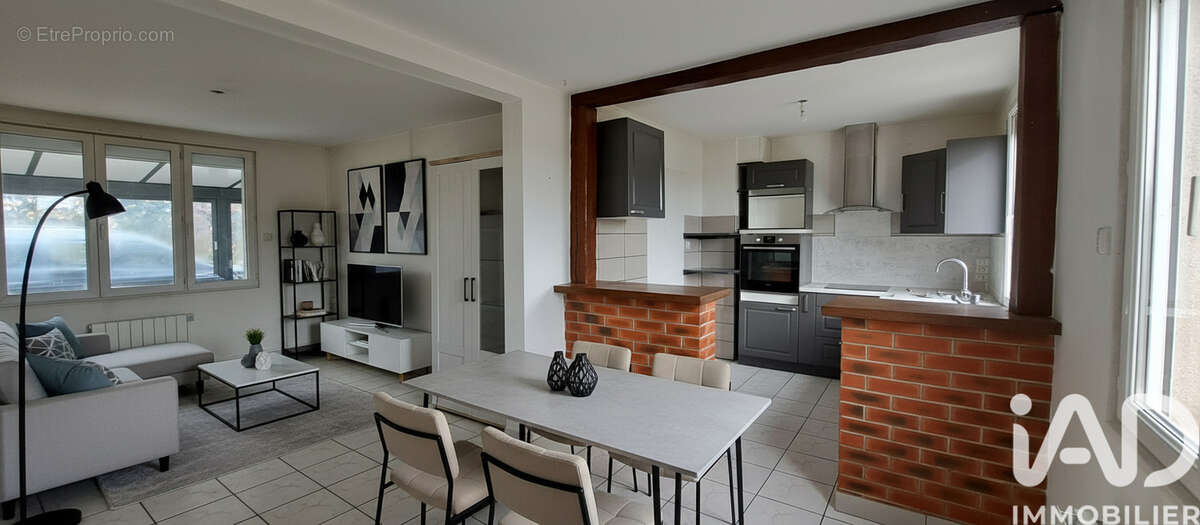 Photo 2 - Maison à FOUILLOY