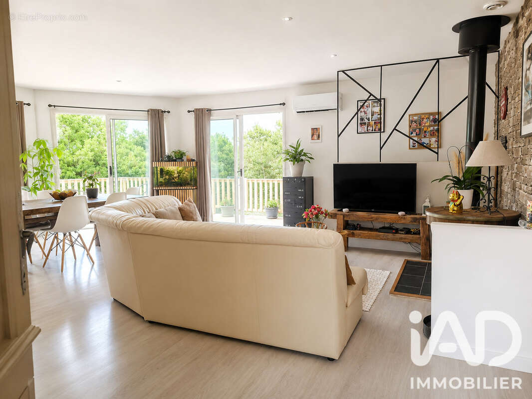 Maison 154 m² à Carsac-Aillac  - photo 4