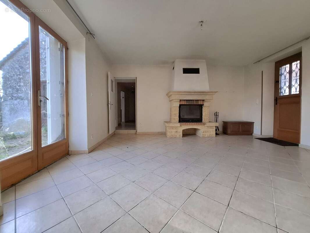 Maison 77 m² à Saint-Remy-Du-Val  - photo 8