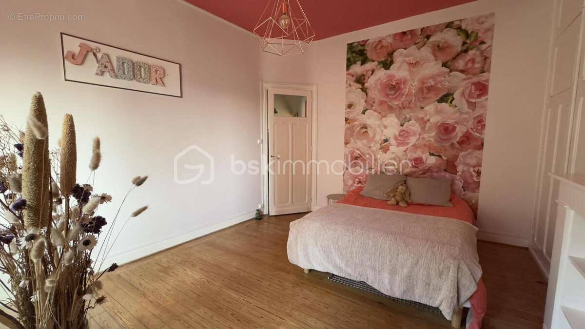 Maison à HOUPLINES