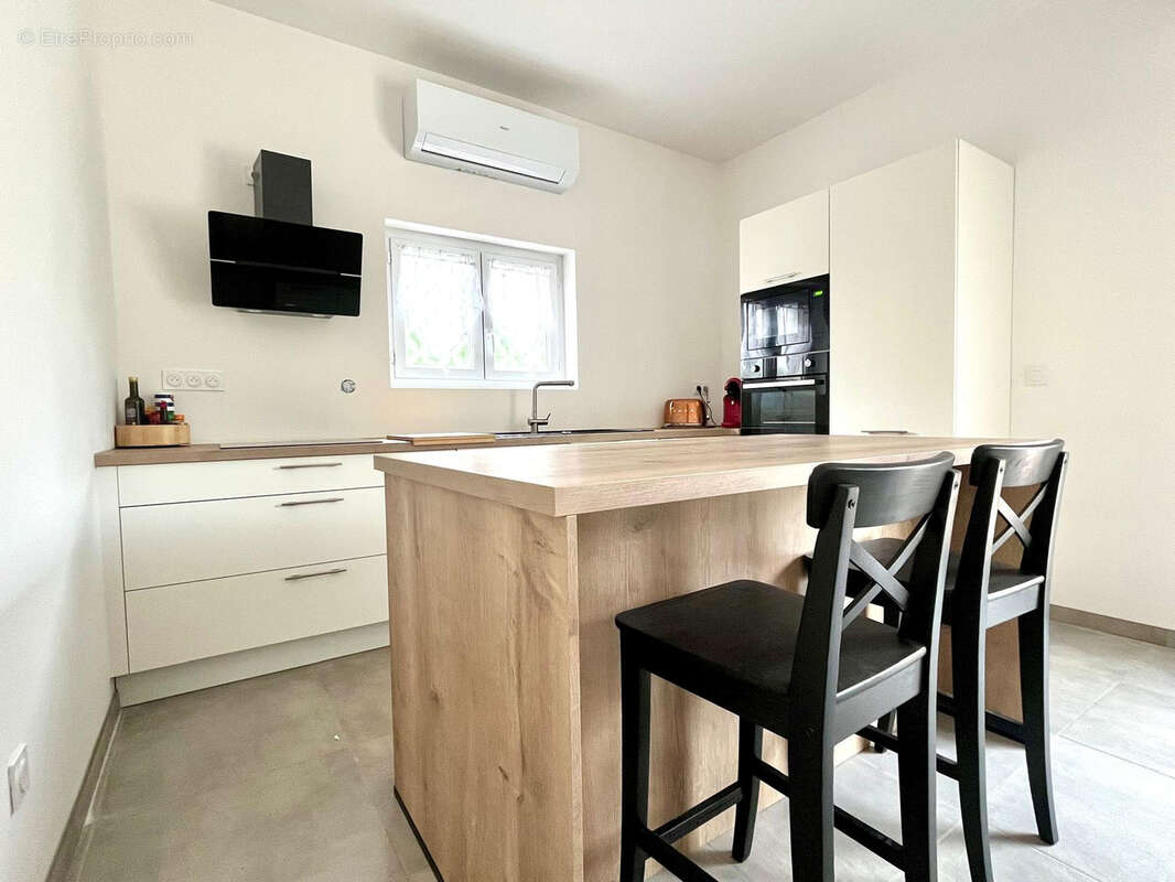 Maison à PAREMPUYRE