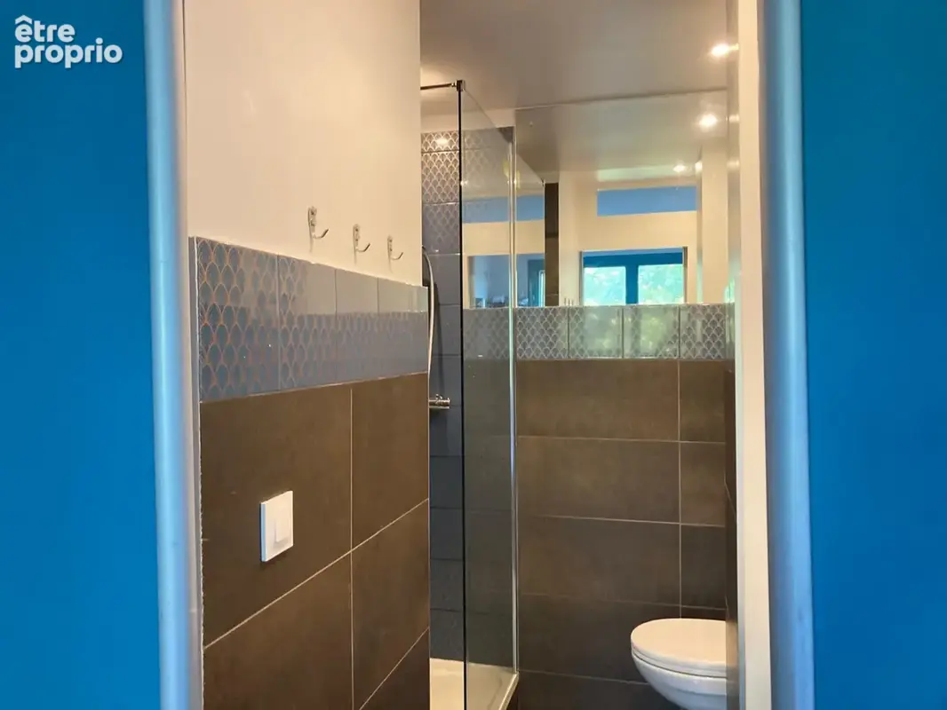 Paris 18e – Ordener / Marcadet – 6ème étage avec ascenseur, balcon-terrasse et vue dégagée - photo 8