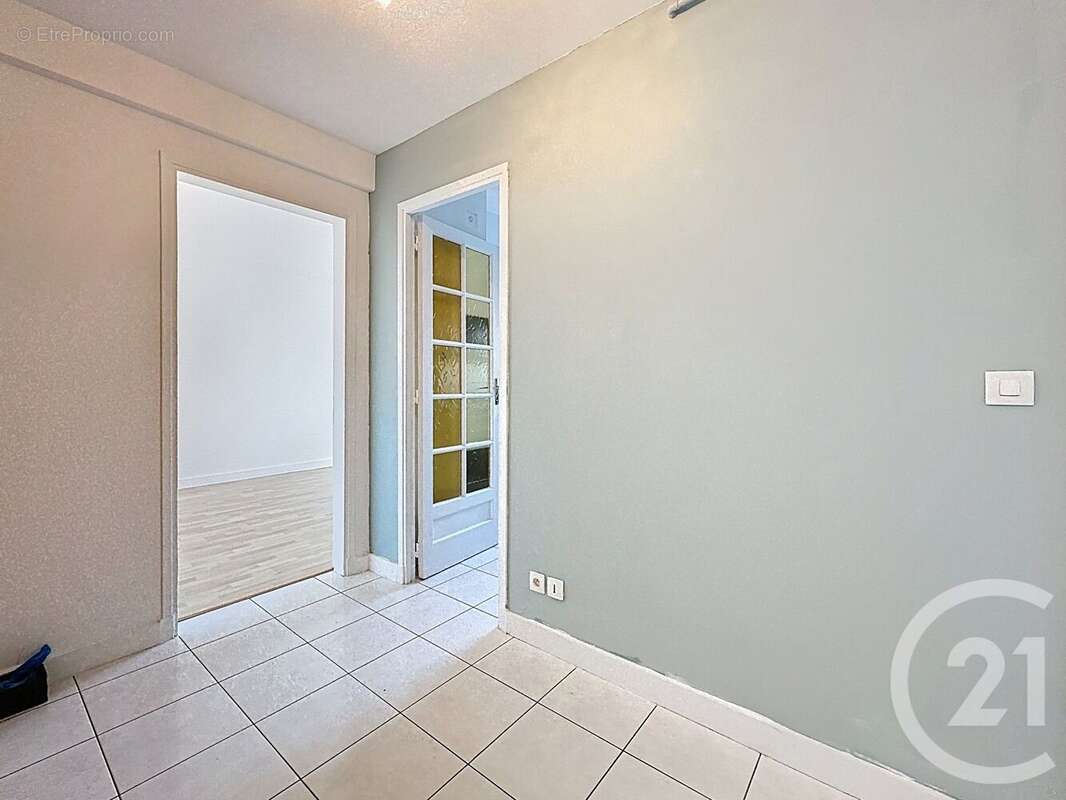 Photo 6 - Appartement à VILLENEUVE-LE-ROI