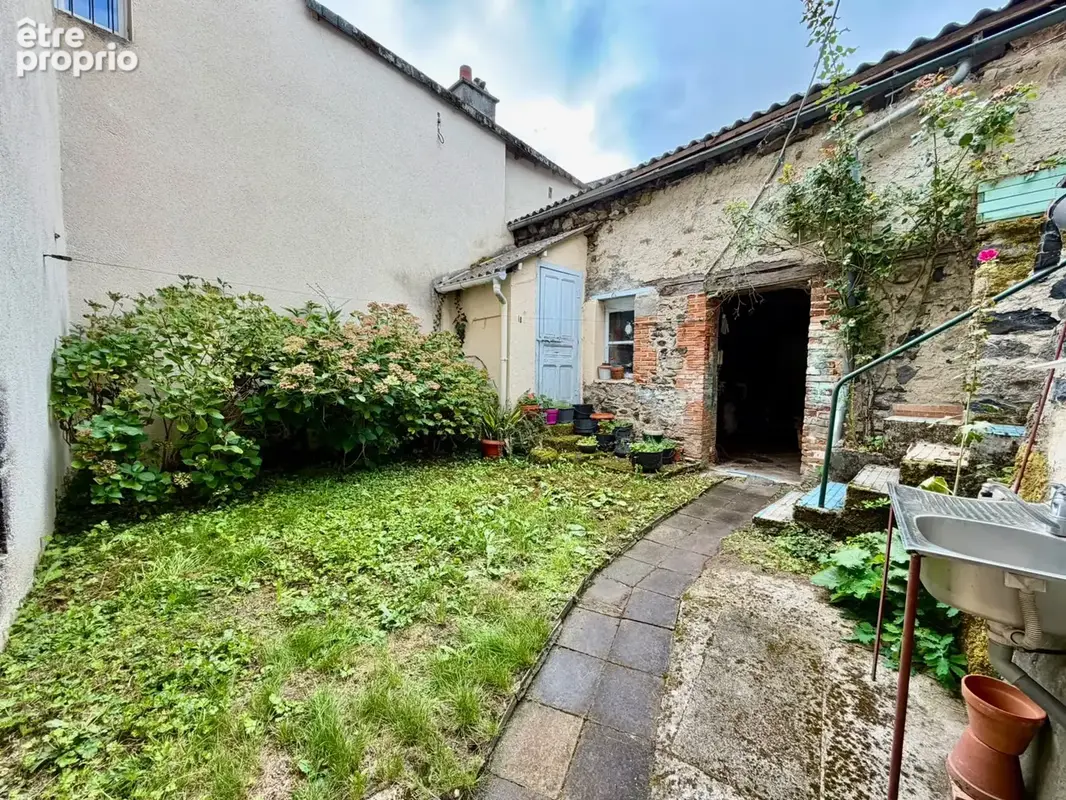 Maison de village avec terrain et dépendances - photo 3