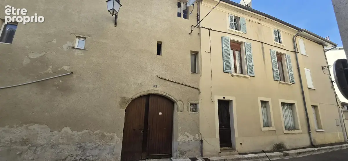 Immeuble a restaurer - photo 3