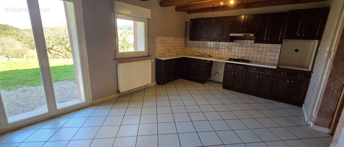 Maison à BOURG-BRUCHE