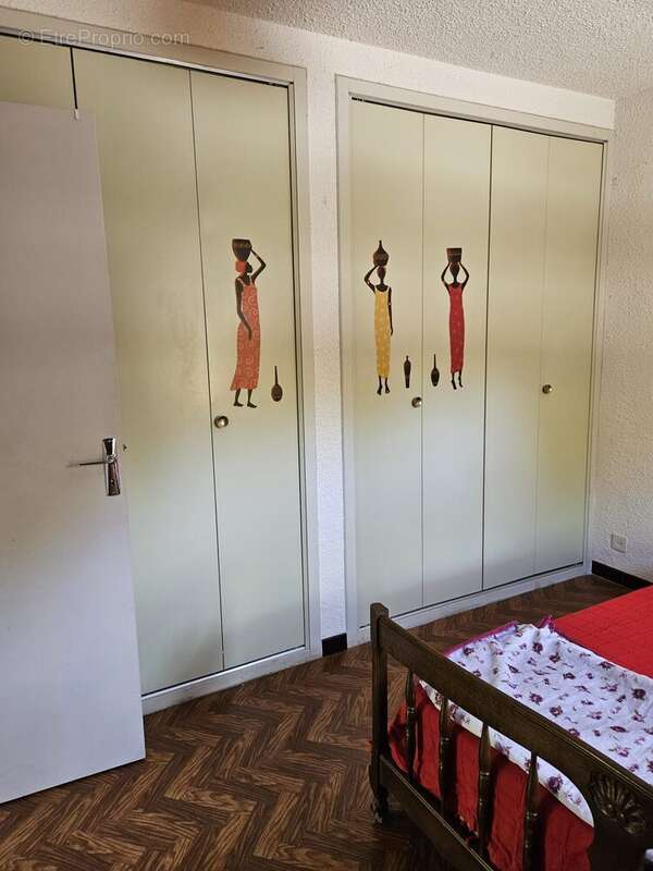 Grand placard première chambre