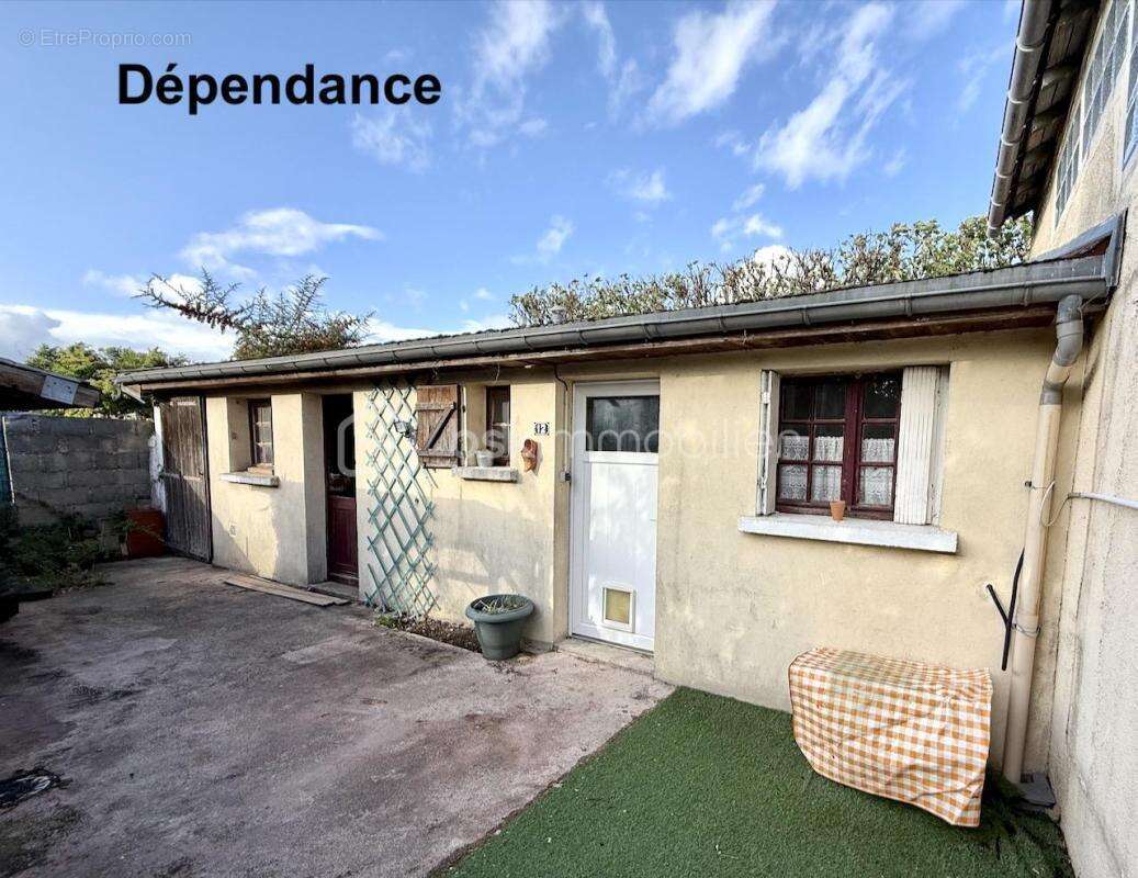 Maison à SAVIGNY-SUR-ORGE