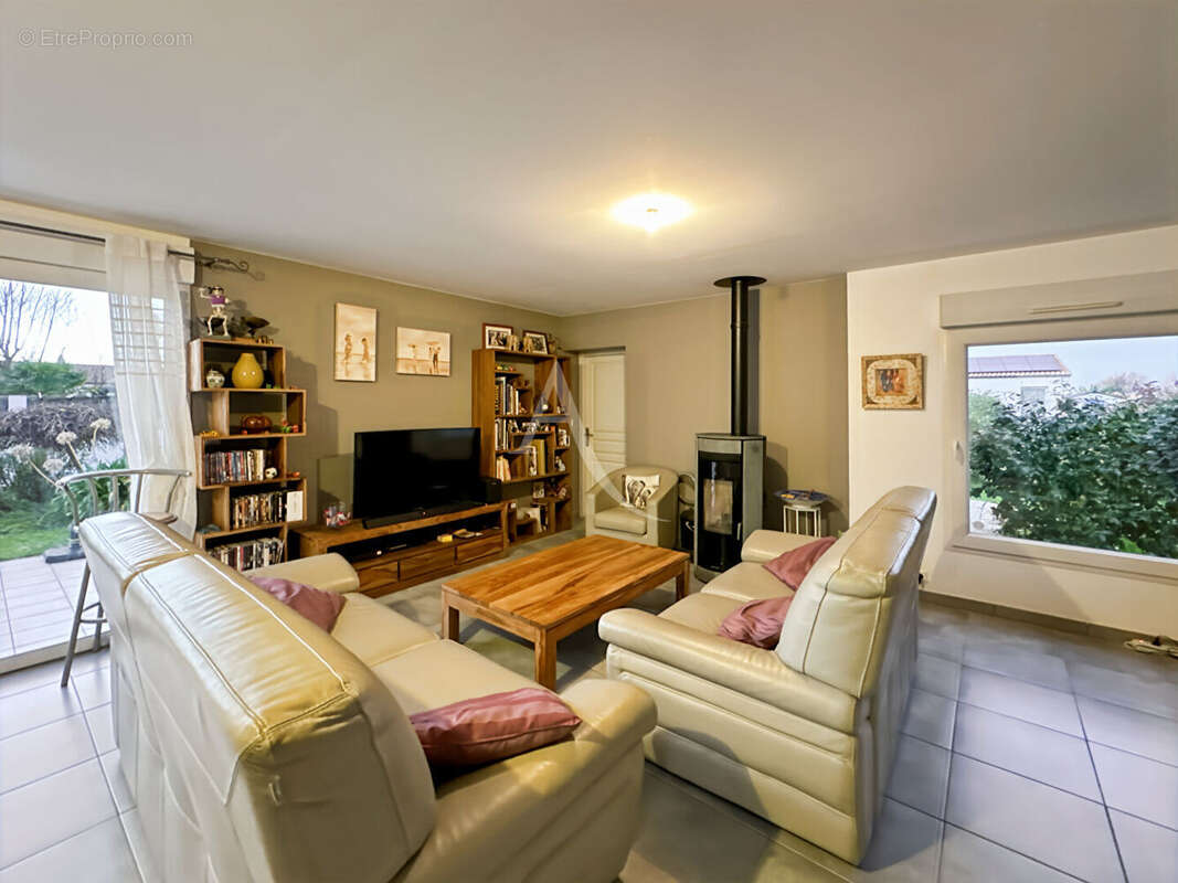 Maison à LE PERRIER