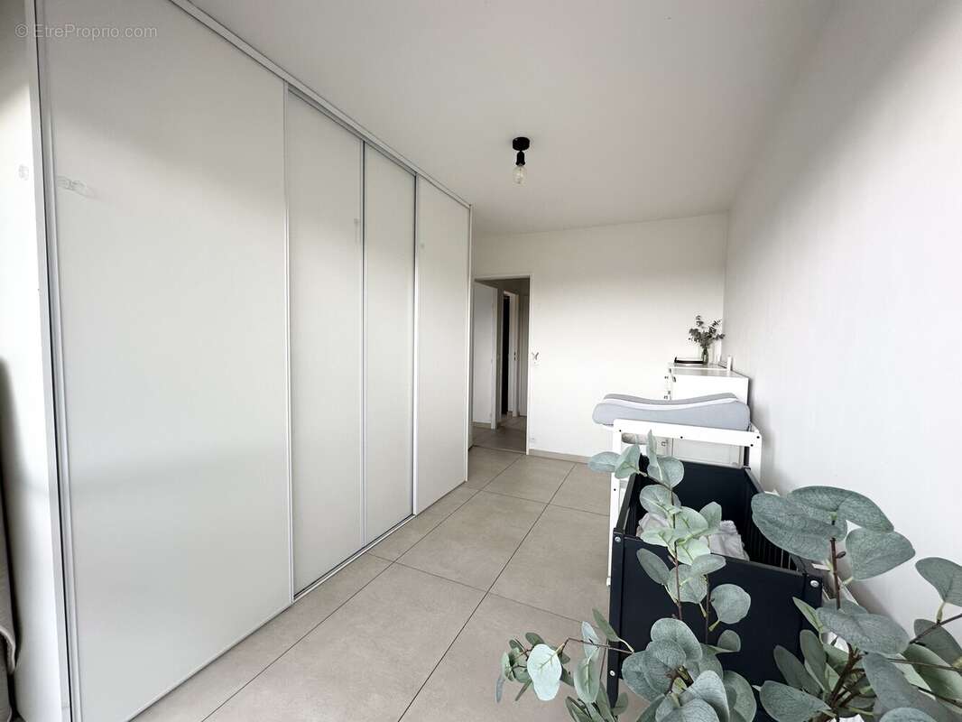 Appartement à LE PEAGE-DE-ROUSSILLON