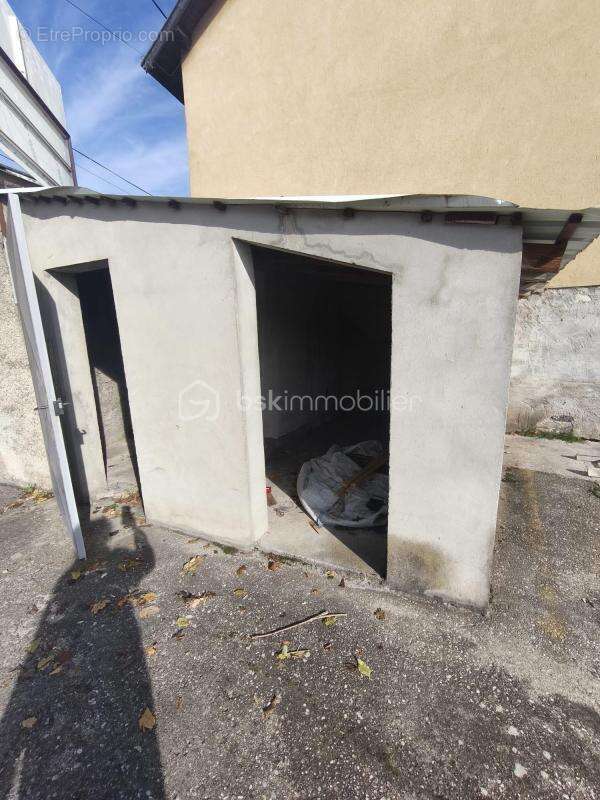 Maison à BEAUREPAIRE