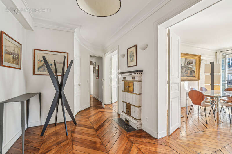 Appartement à PARIS-4E