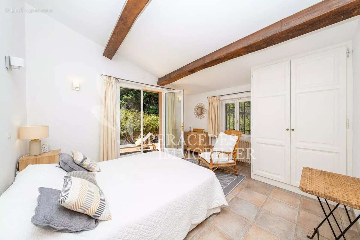 Opio - Belle propriété vue sur le golf 1,6 ha - photo 18