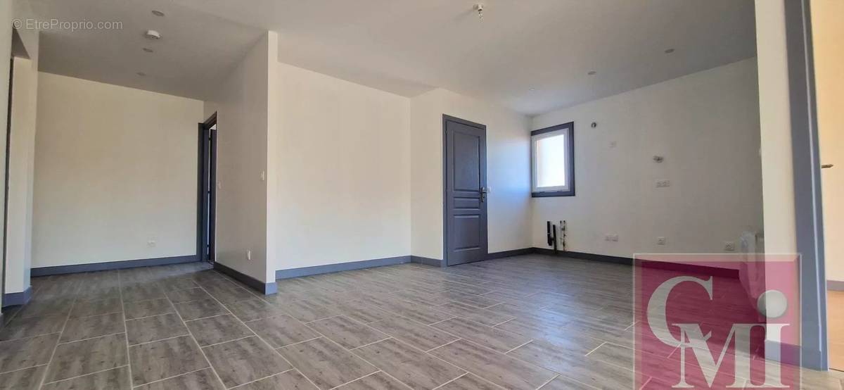 Appartement à BREUILLET