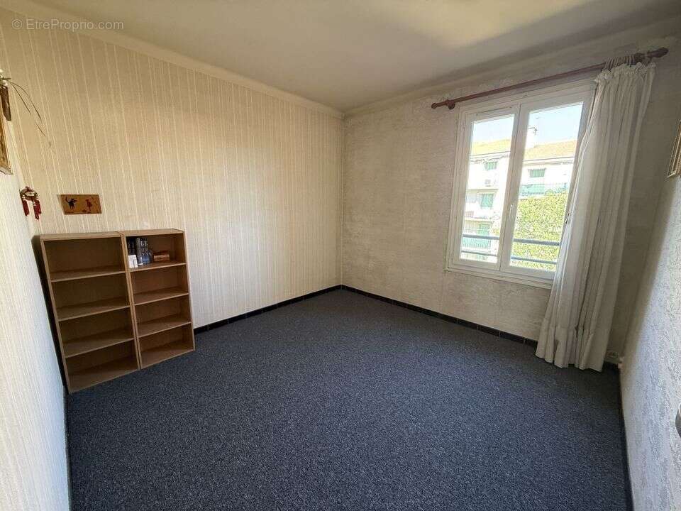 chambre t3 avec balcon clairimmo blancarde - Appartement à MARSEILLE-4E