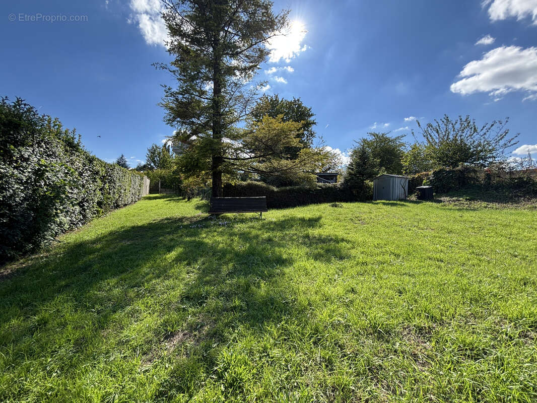 Appartement à BARBEZIEUX-SAINT-HILAIRE