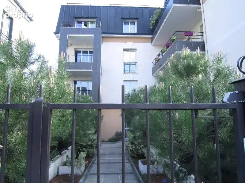 Appartement à NEUILLY-PLAISANCE