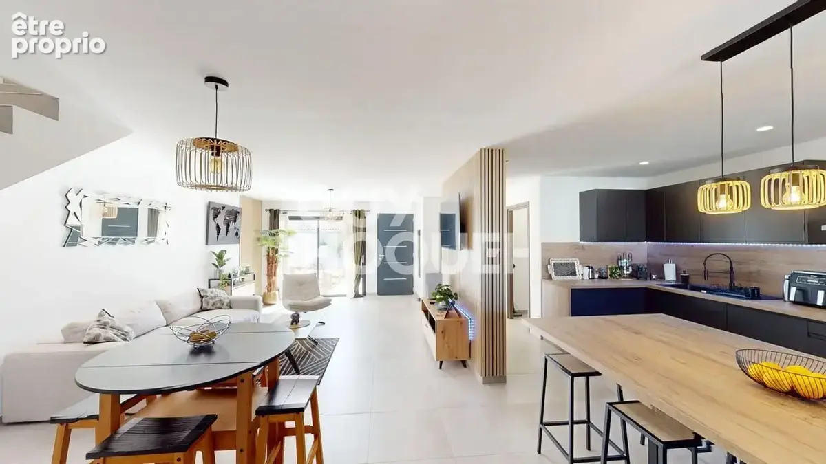 PONTEILLA, Maison récente, 4 pièces avec garage et jardin. - photo 1