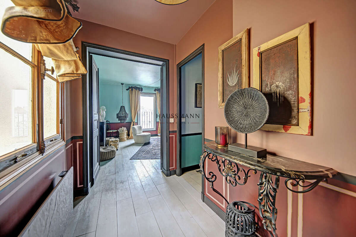 Appartement à PARIS-7E