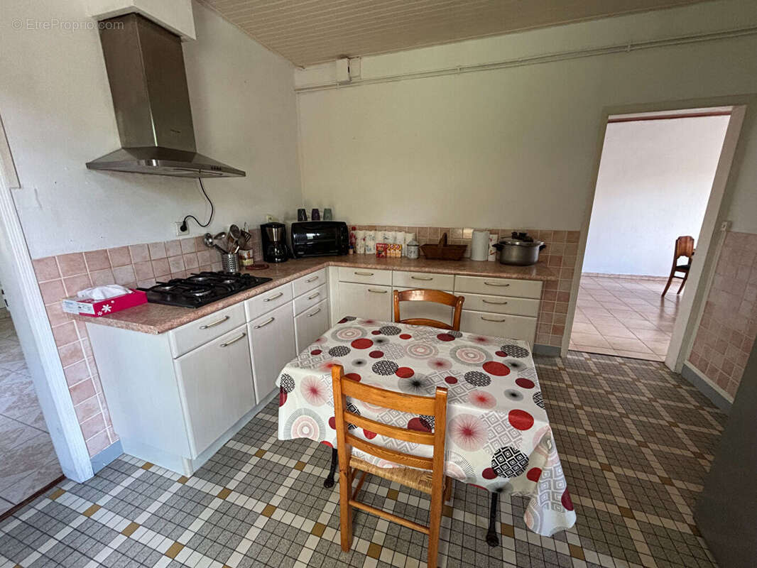 Maison à MONTPON-MENESTEROL