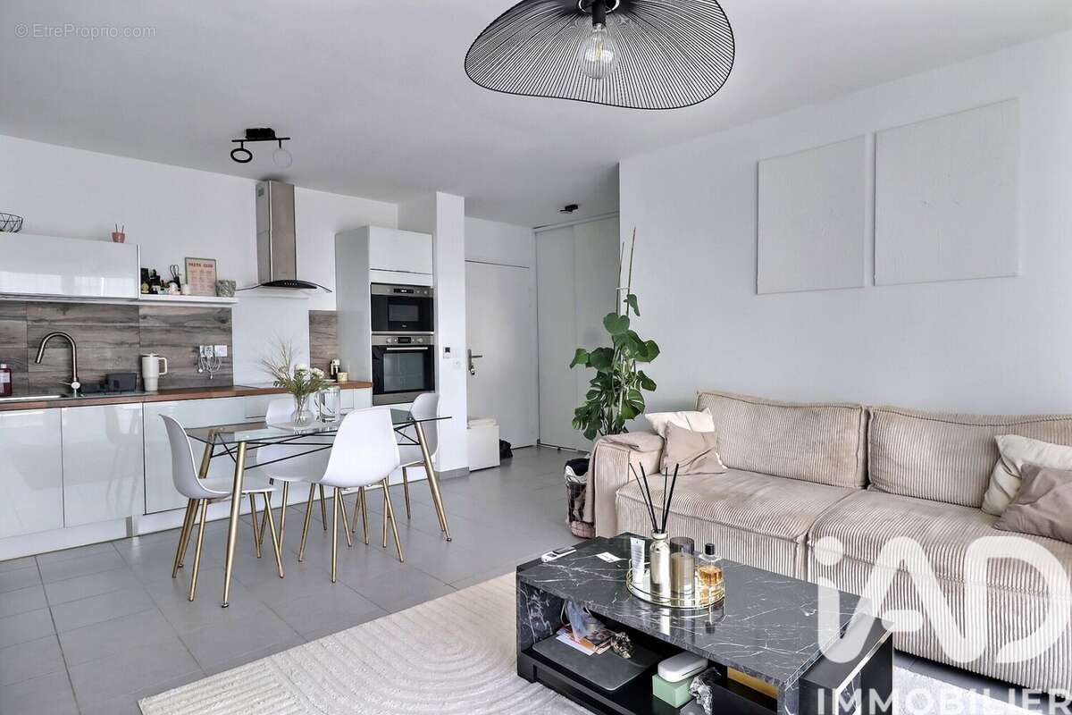 Photo 6 - Appartement à MARSEILLE-13E