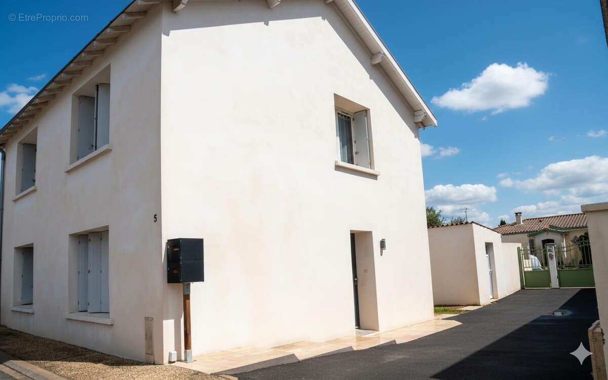 Maison à LA ROCHELLE