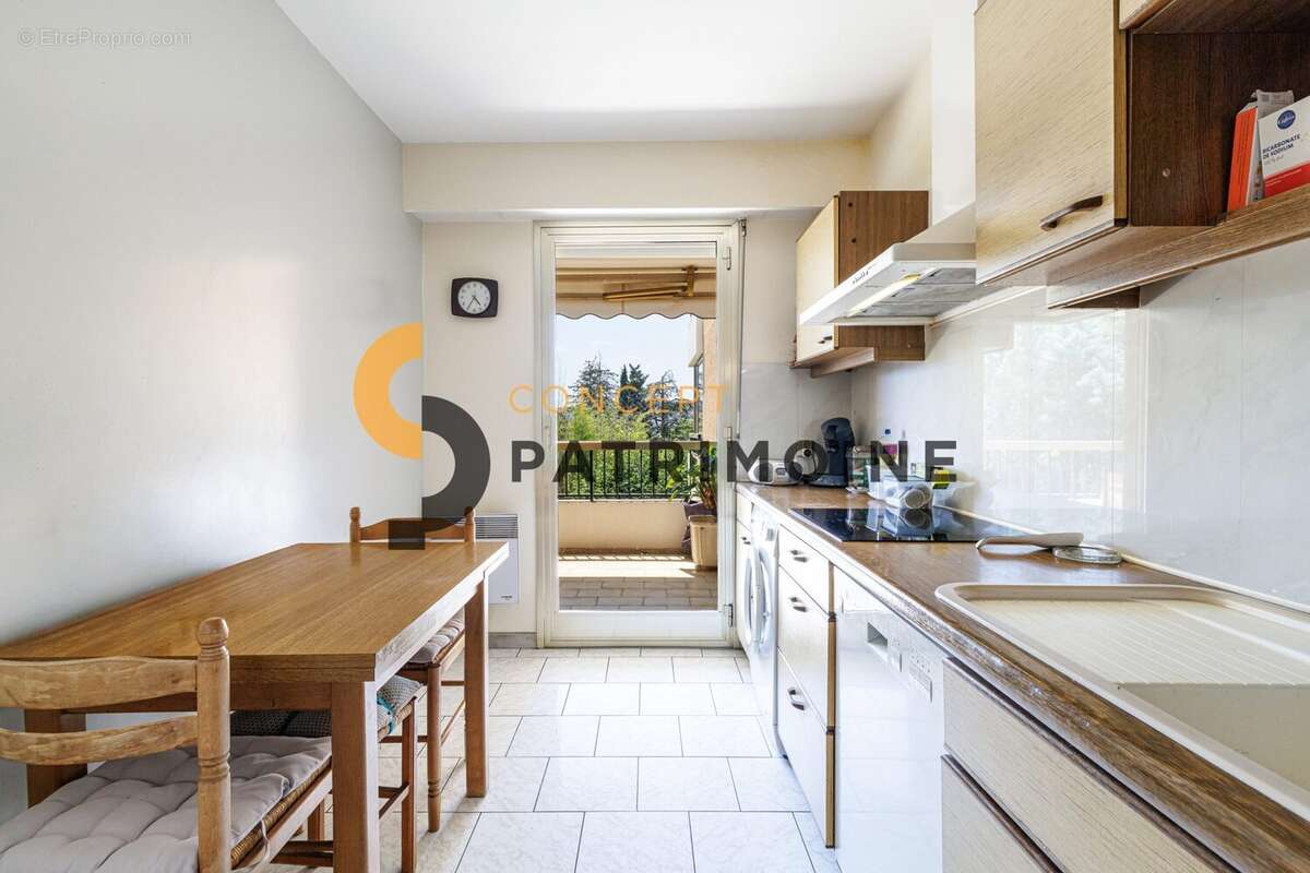 Appartement 77 m² à Nice  - photo 7