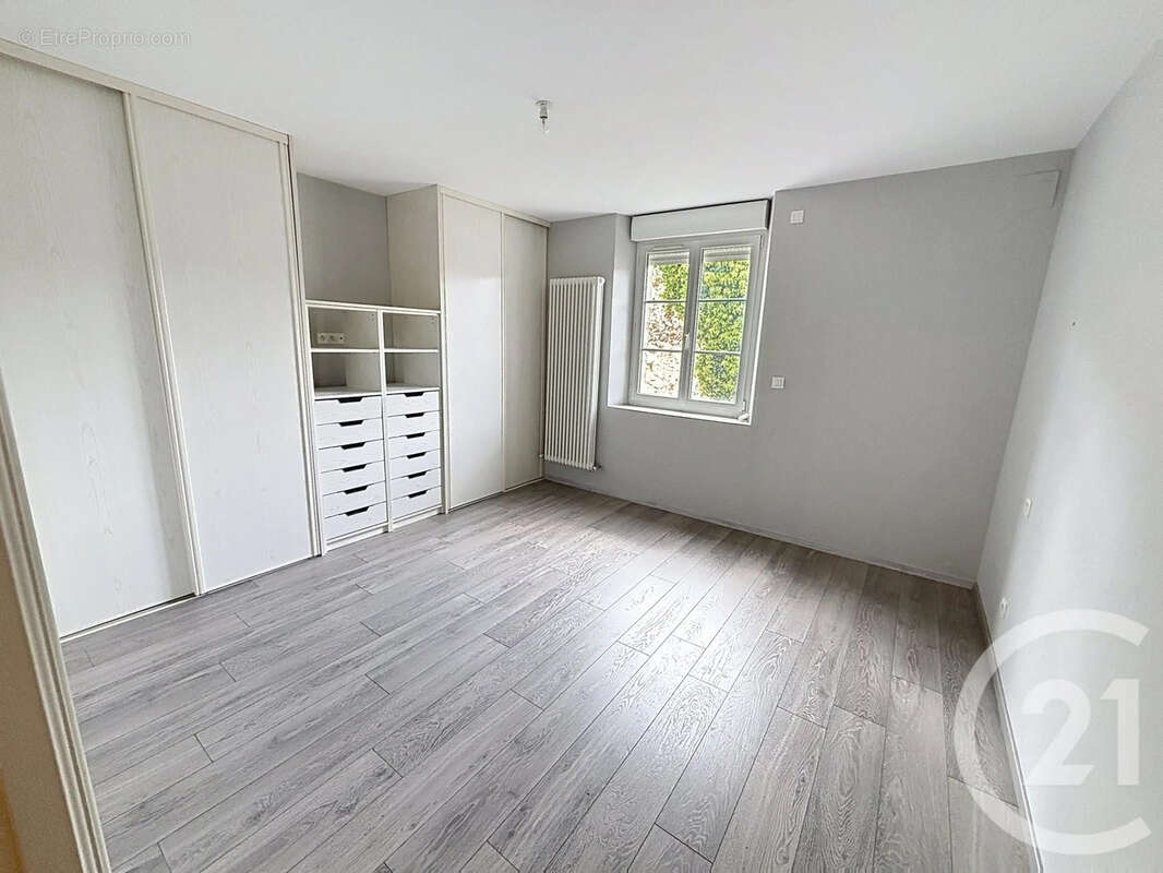 Maison 155 m² à Mareuil-Le-Port  - photo 15